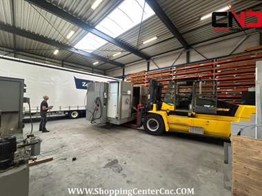 فرز سی ان سی چهار محور DECKEL MAHO DMF 220 ساخت المان